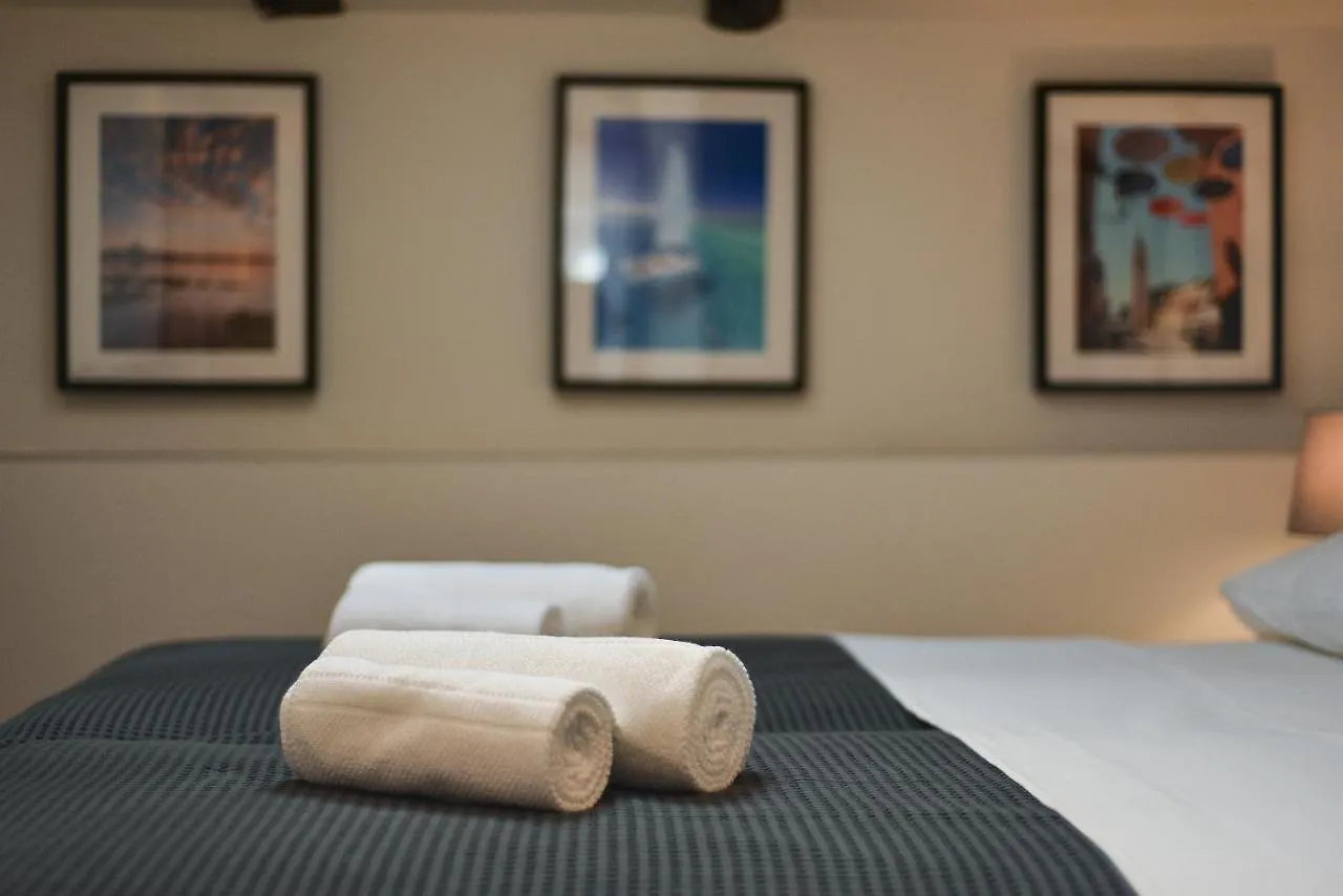 Old Town Inn Pula 2*,  Croatia